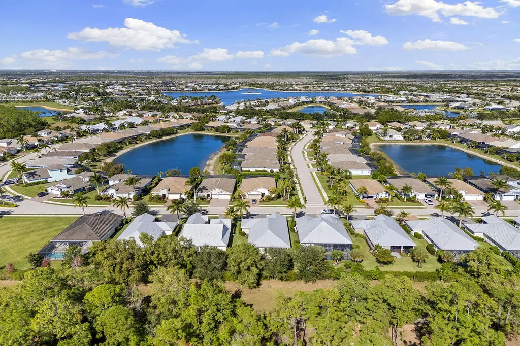 14796 Windward Lane Naples FL 34114