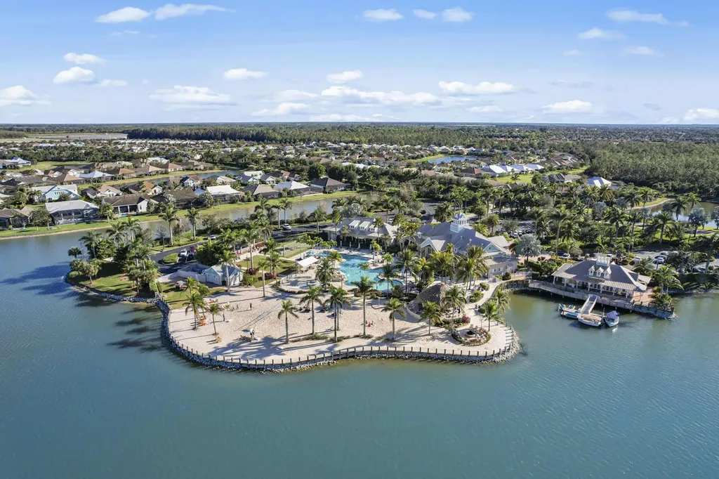 14796 Windward Lane Naples FL 34114