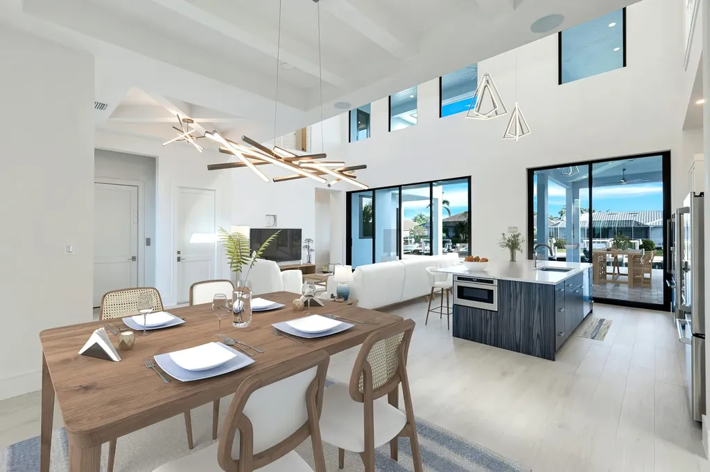 1071 Dana Court Marco Island FL 34145