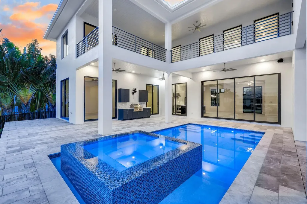 1071 Dana Court Marco Island FL 34145