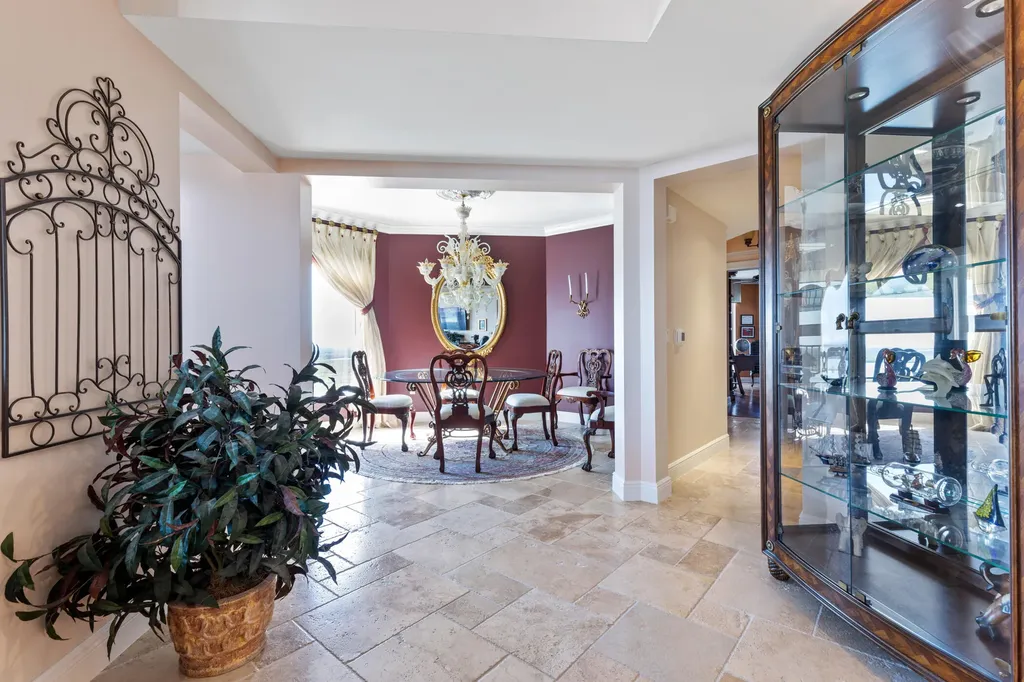 1060 Borghese Lane Naples FL 34114