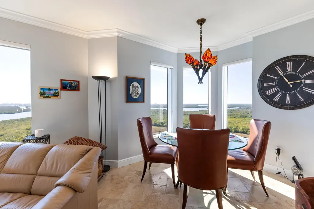 1060 Borghese Lane Naples FL 34114