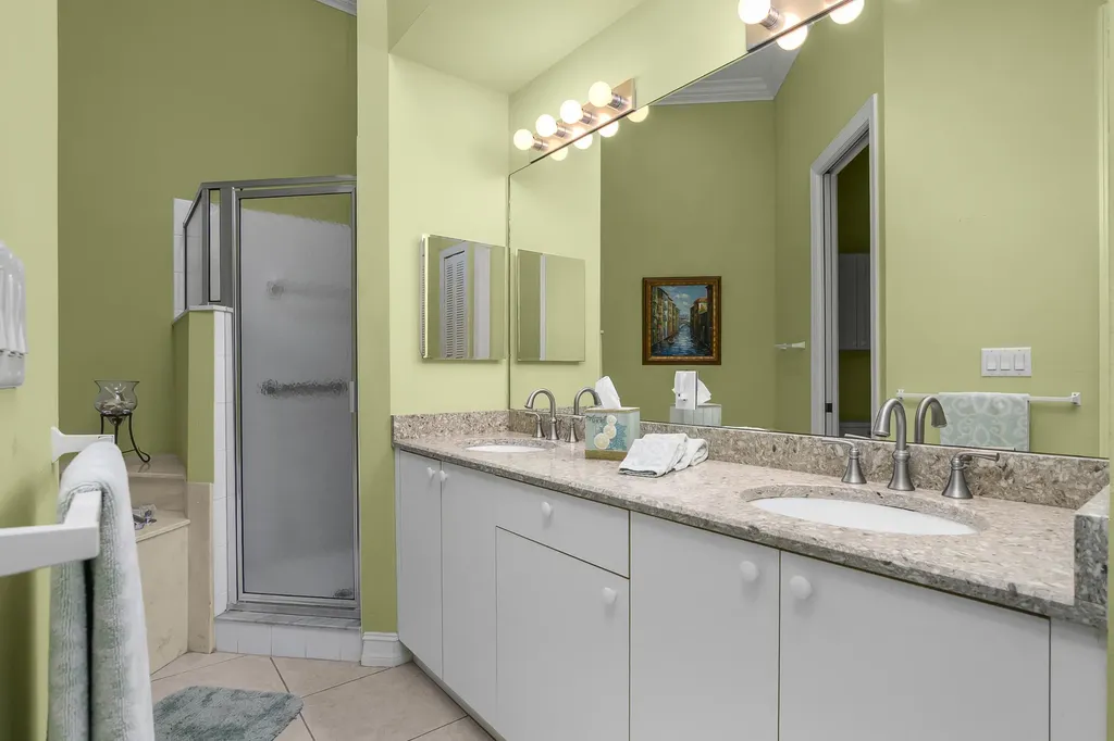 269 Vintage Bay Marco Island FL 34145