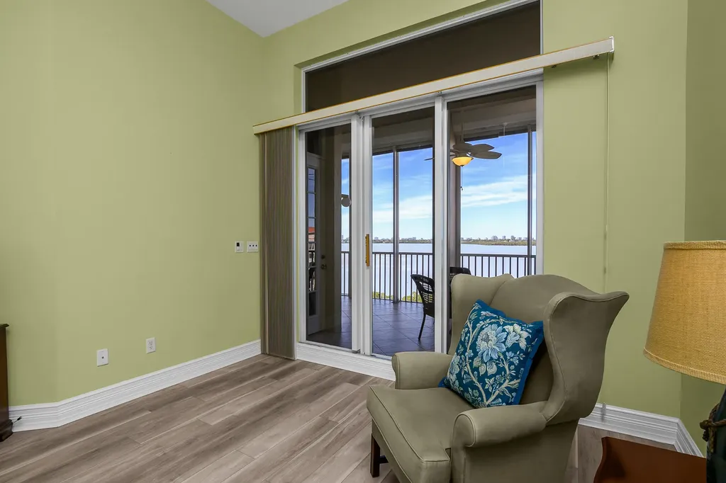 269 Vintage Bay Marco Island FL 34145