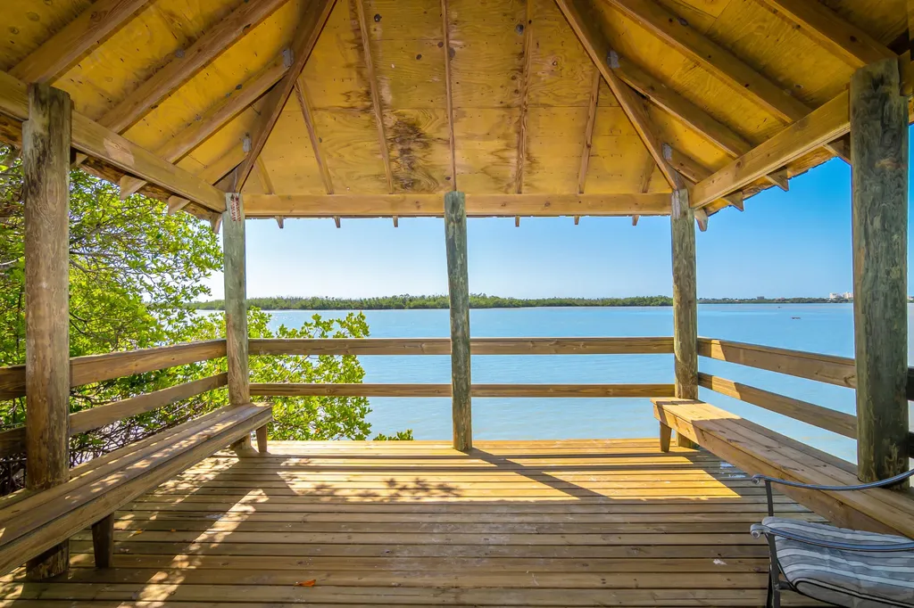 269 Vintage Bay Marco Island FL 34145