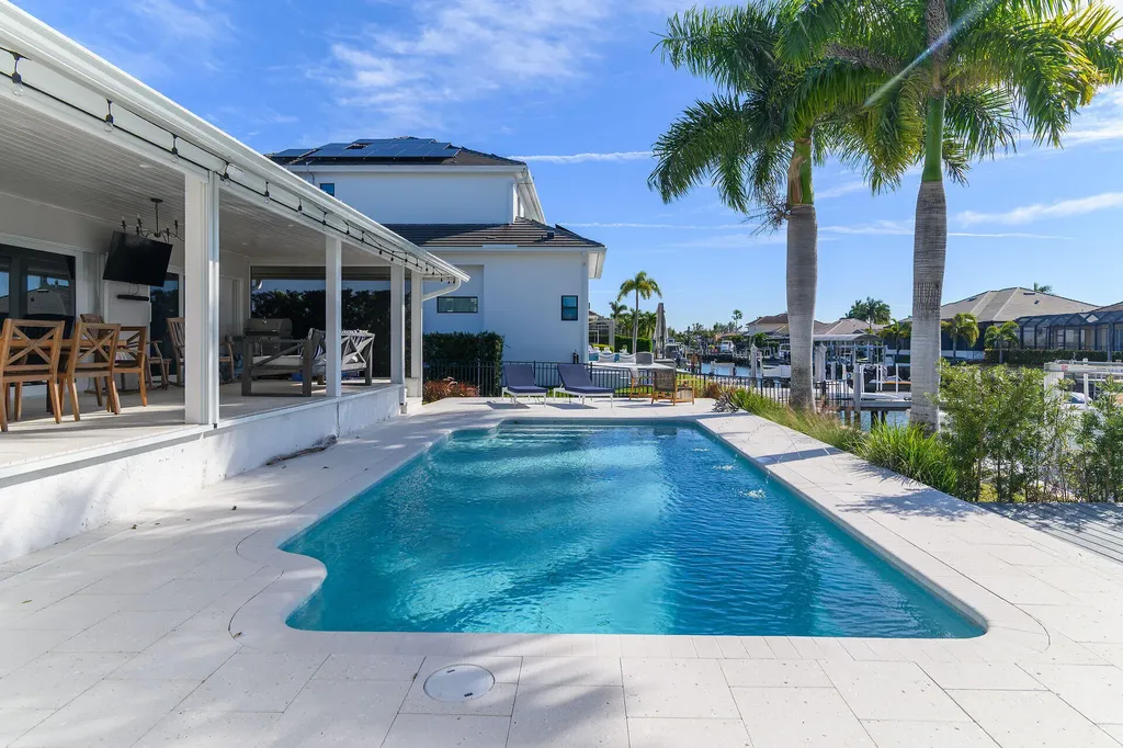 1609 Villa Court Marco Island FL 34145