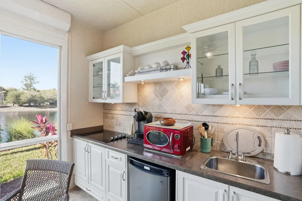 6600 Beach Resort Drive Naples FL 34114