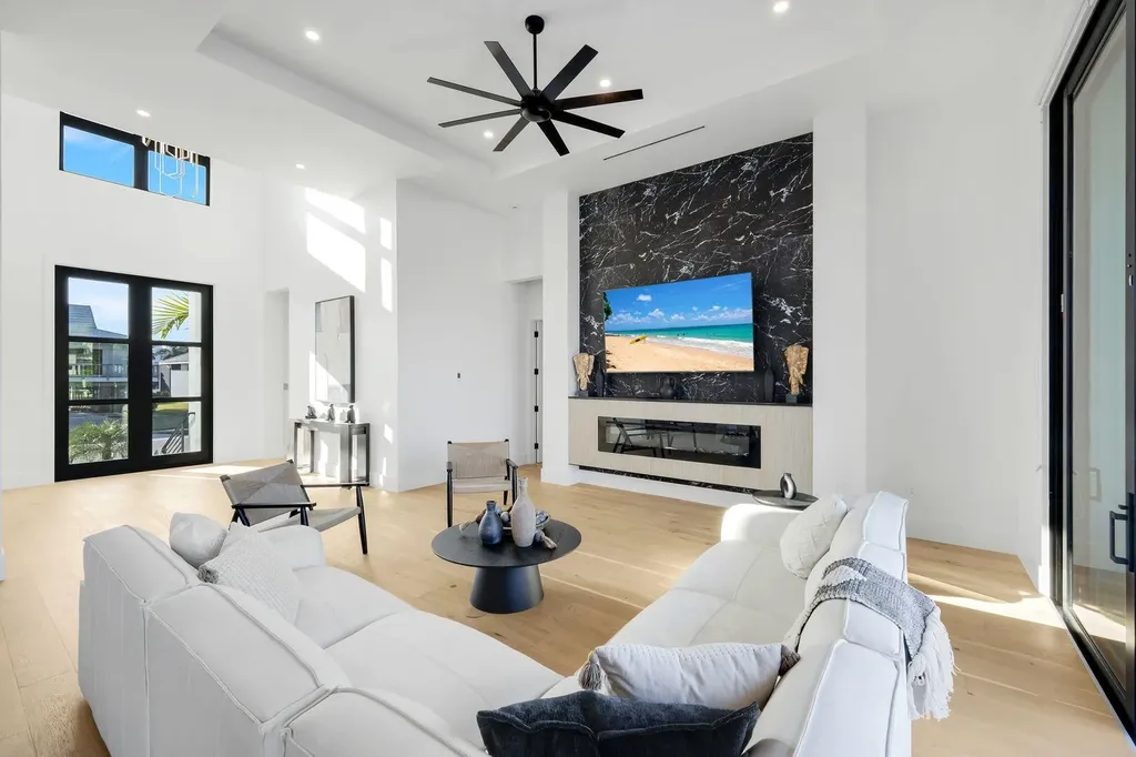 771 Orchid Court Marco Island FL 34145