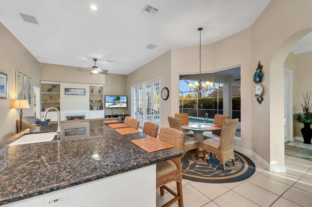 934 Marble Drive Naples FL 34104