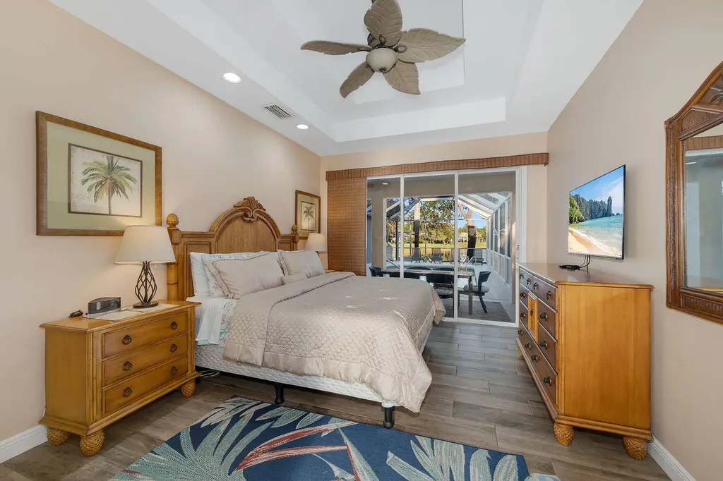 934 Marble Drive Naples FL 34104