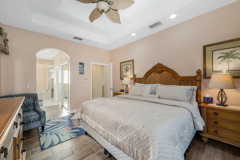 934 Marble Drive Naples FL 34104