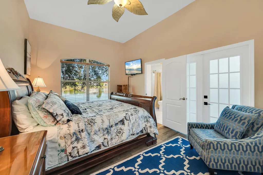 934 Marble Drive Naples FL 34104