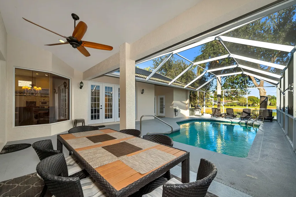 934 Marble Drive Naples FL 34104