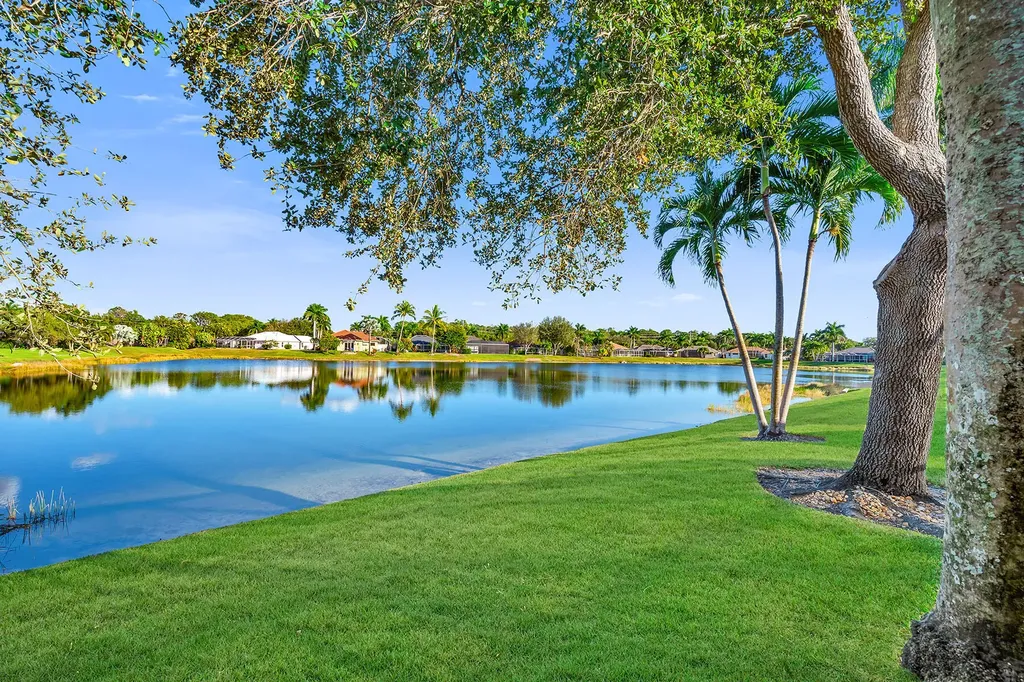 934 Marble Drive Naples FL 34104