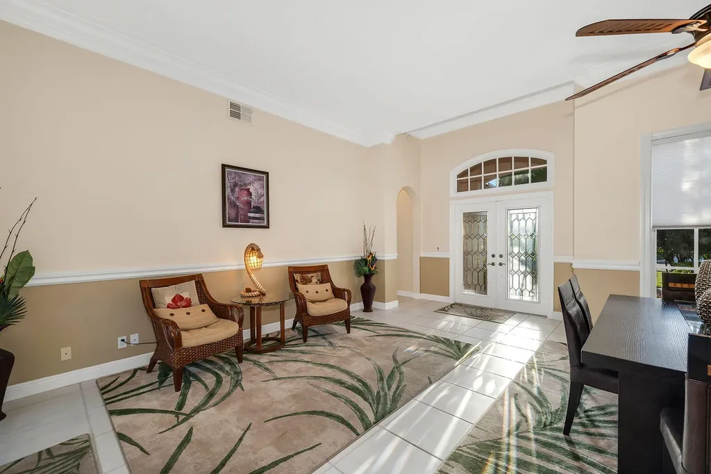 934 Marble Drive Naples FL 34104