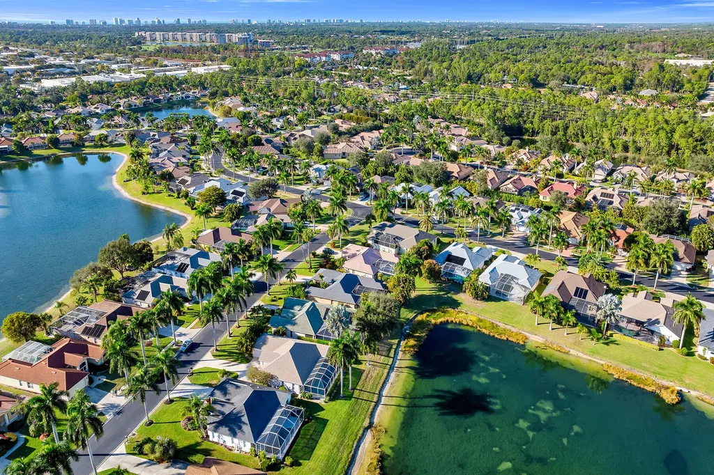 934 Marble Drive Naples FL 34104