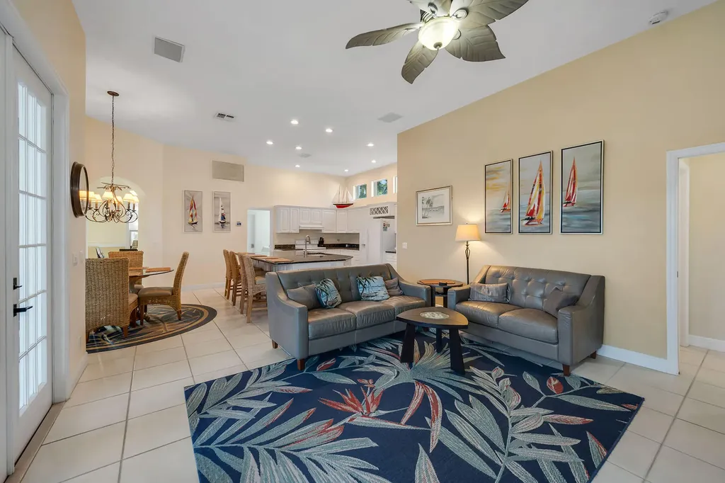 934 Marble Drive Naples FL 34104