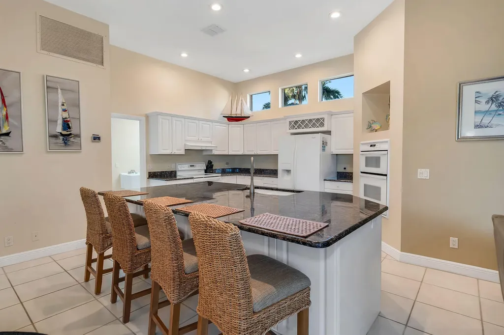 934 Marble Drive Naples FL 34104