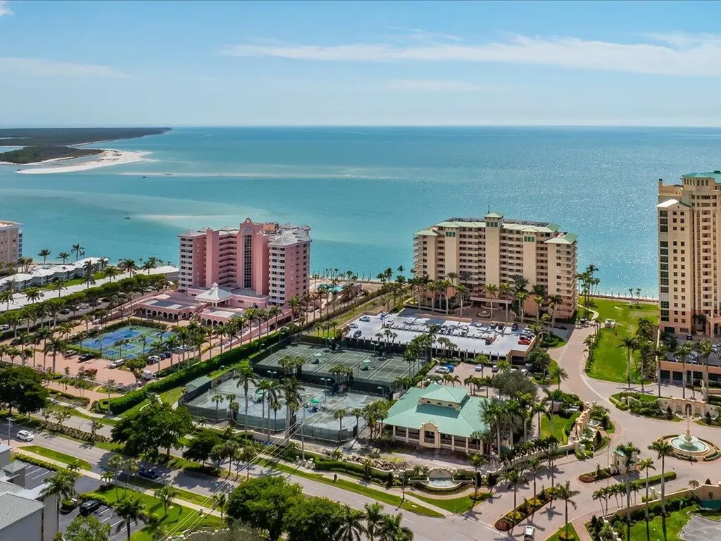 990 Cape Marco Marco Island FL 34145