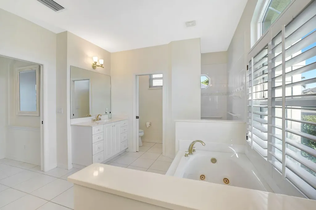 60 Anchor Court Marco Island FL 34145