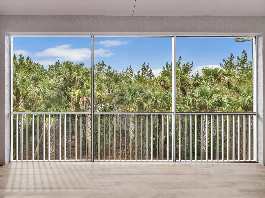 268 Indies Drive E Naples FL 34114