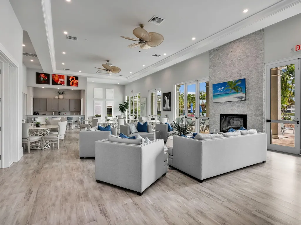 268 Indies Drive E Naples FL 34114