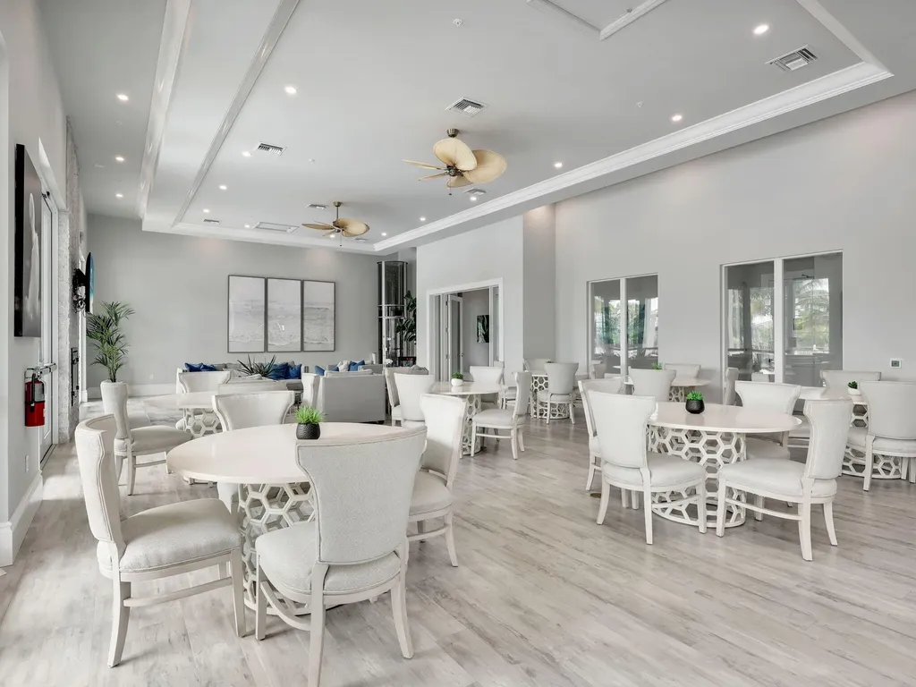 268 Indies Drive E Naples FL 34114