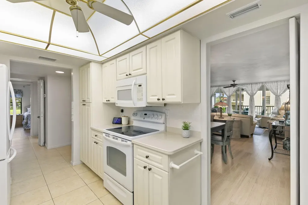 931 Collier Court Marco Island FL 34145