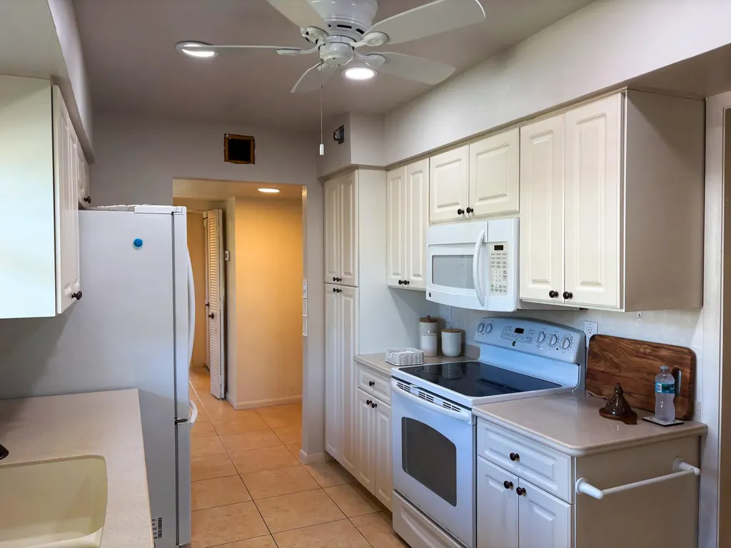 931 Collier Court Marco Island FL 34145