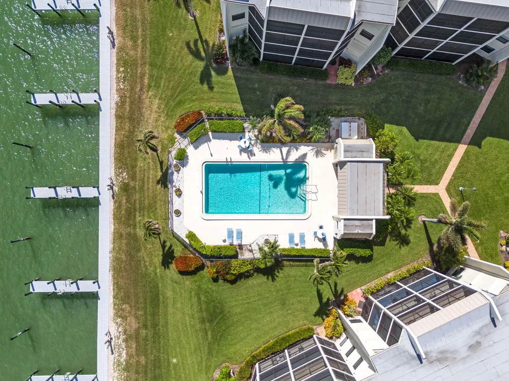 931 Collier Court Marco Island FL 34145