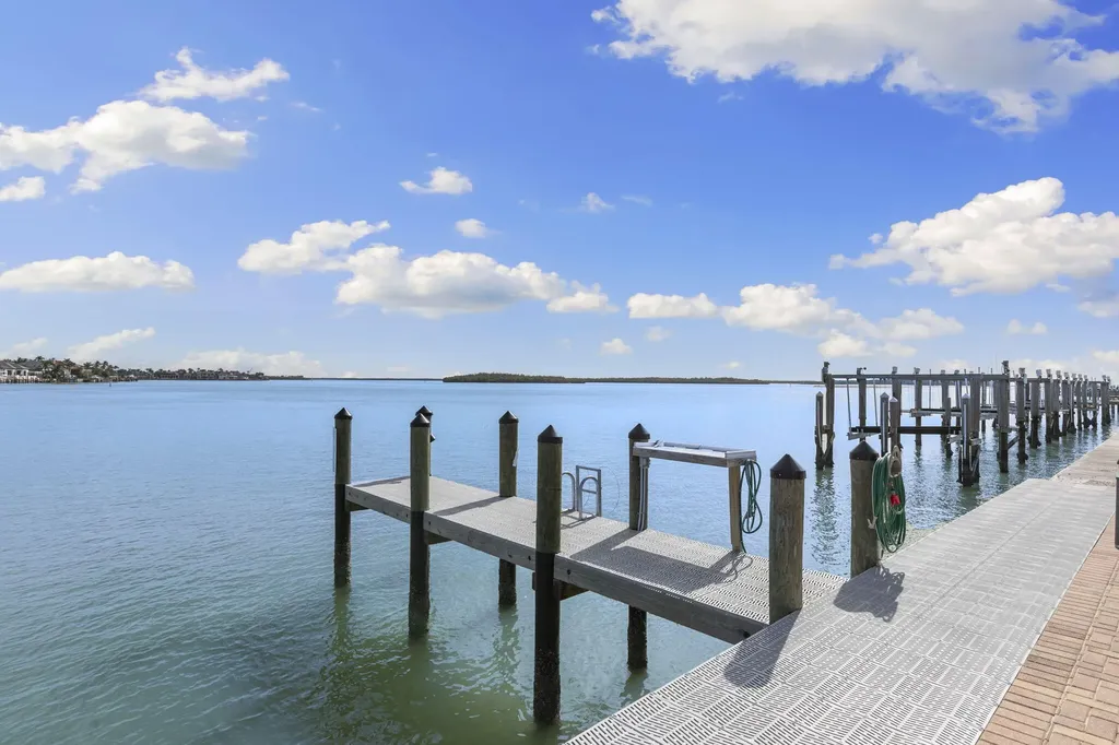 931 Collier Court Marco Island FL 34145