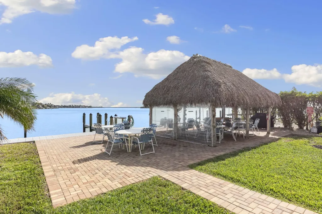 931 Collier Court Marco Island FL 34145