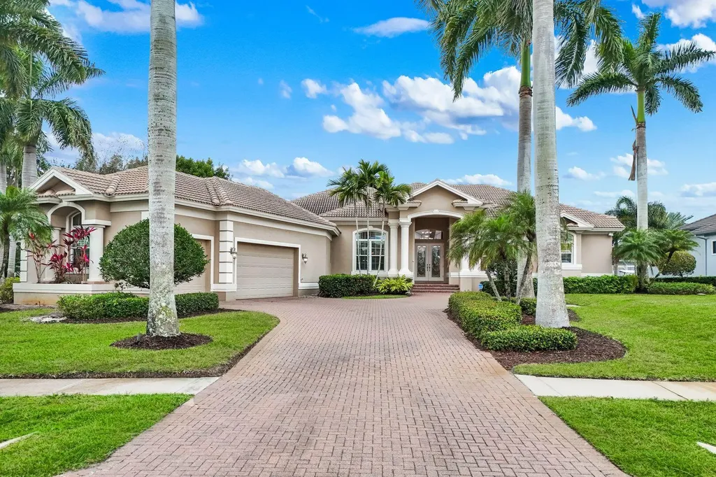 1589 Caxambas Court Marco Island FL 34145
