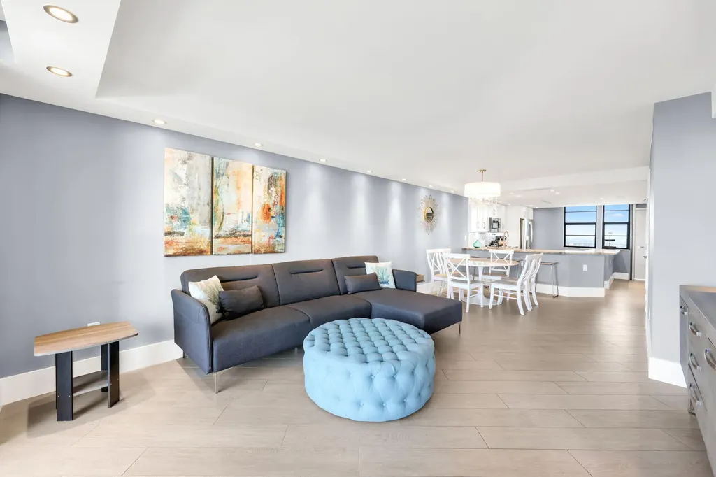 380 Seaview Court Marco Island FL 34145