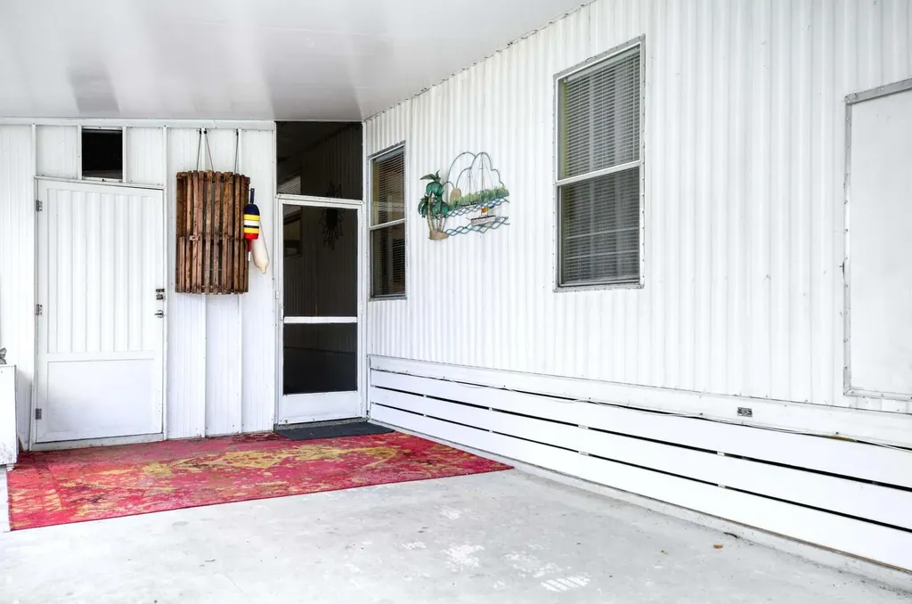 4 Creek Circle Naples FL 34114