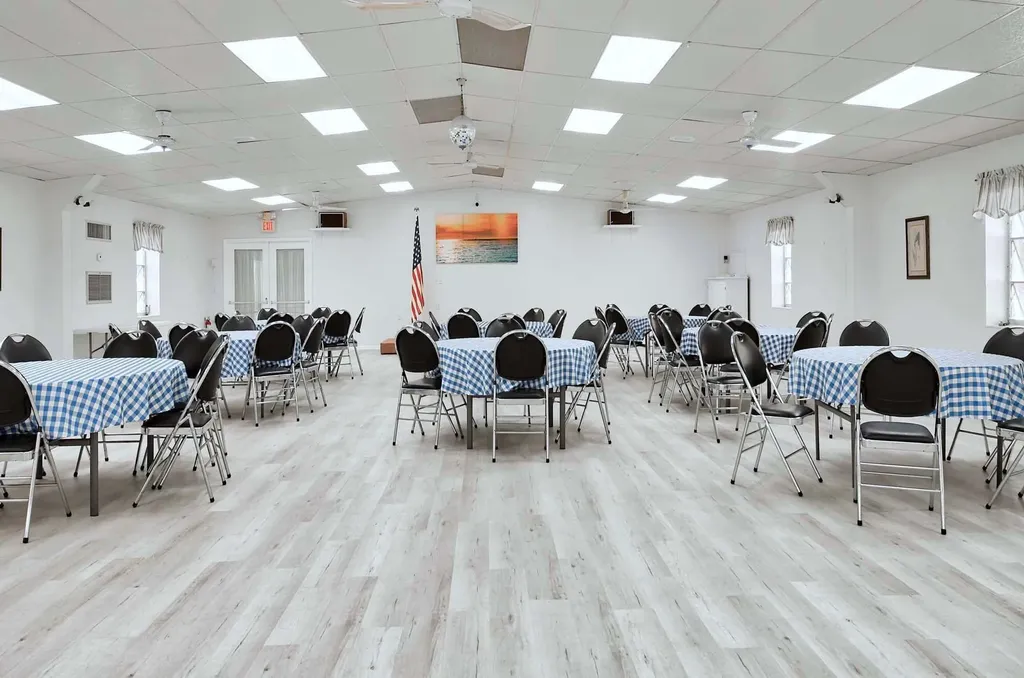 4 Creek Circle Naples FL 34114