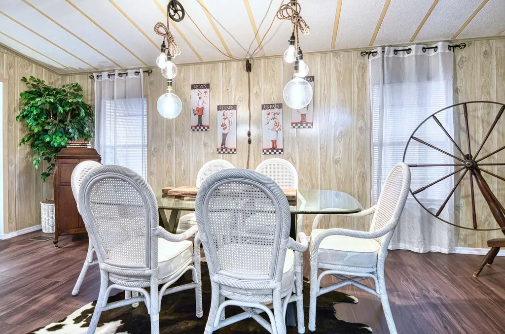 4 Creek Circle Naples FL 34114