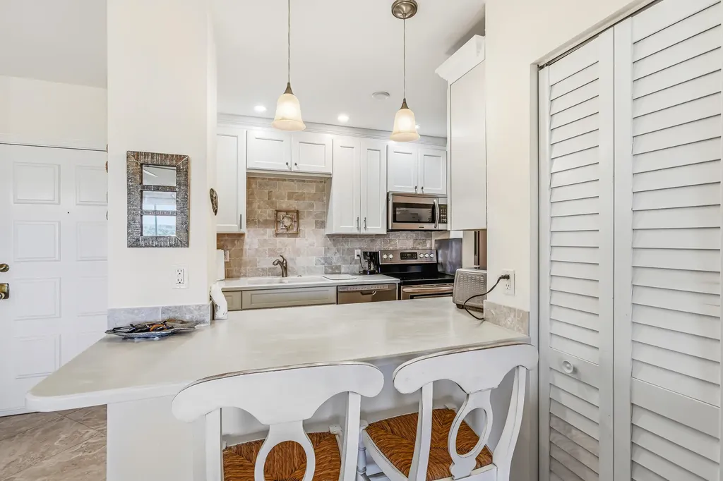 500 Saturn Court Marco Island FL 34145