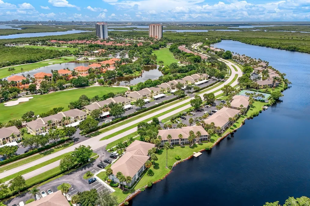 1325 Mainsail Drive Naples FL 34114