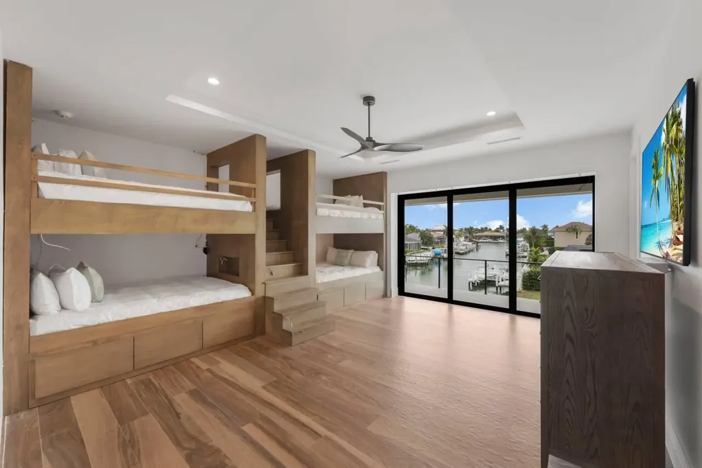 661 Amber Drive Marco Island FL 34145