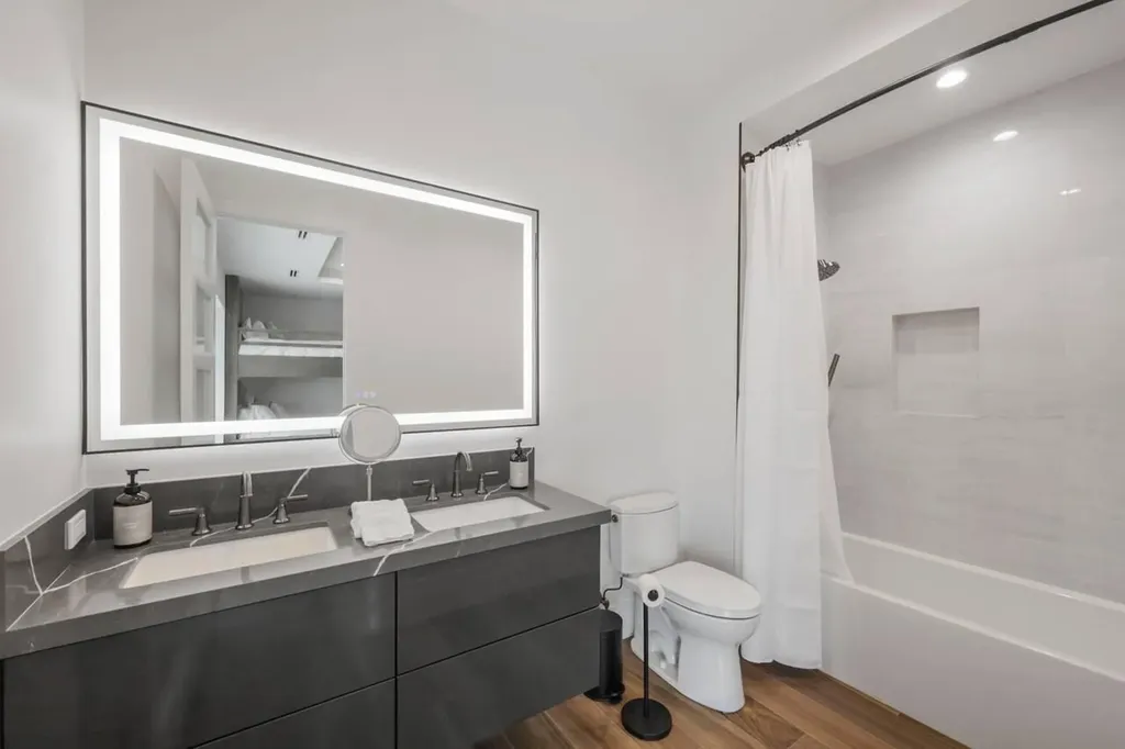 661 Amber Drive Marco Island FL 34145