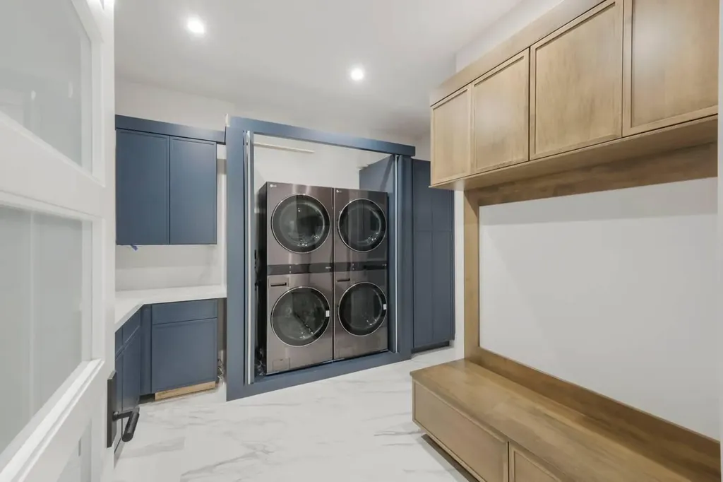 661 Amber Drive Marco Island FL 34145