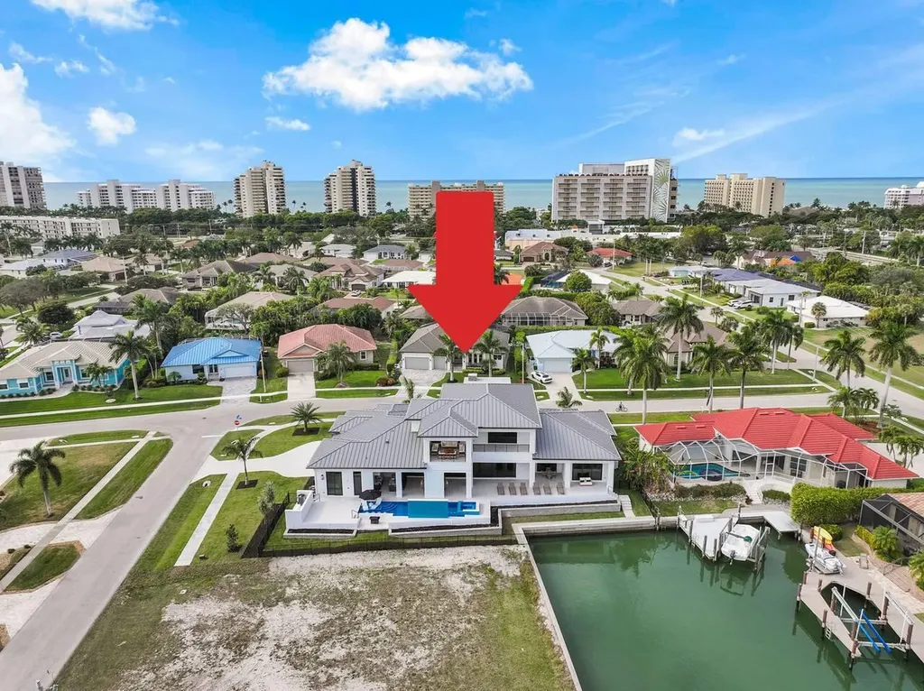 661 Amber Drive Marco Island FL 34145