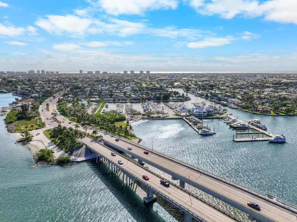 661 Amber Drive Marco Island FL 34145