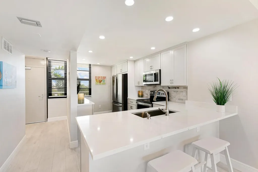 380 Seaview Court Marco Island FL 34145