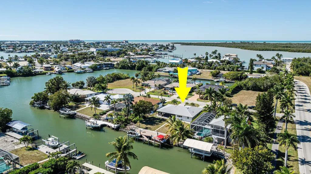 403 Grenada Avenue Naples FL 34113