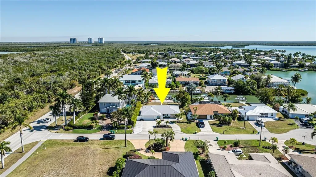 403 Grenada Avenue Naples FL 34113