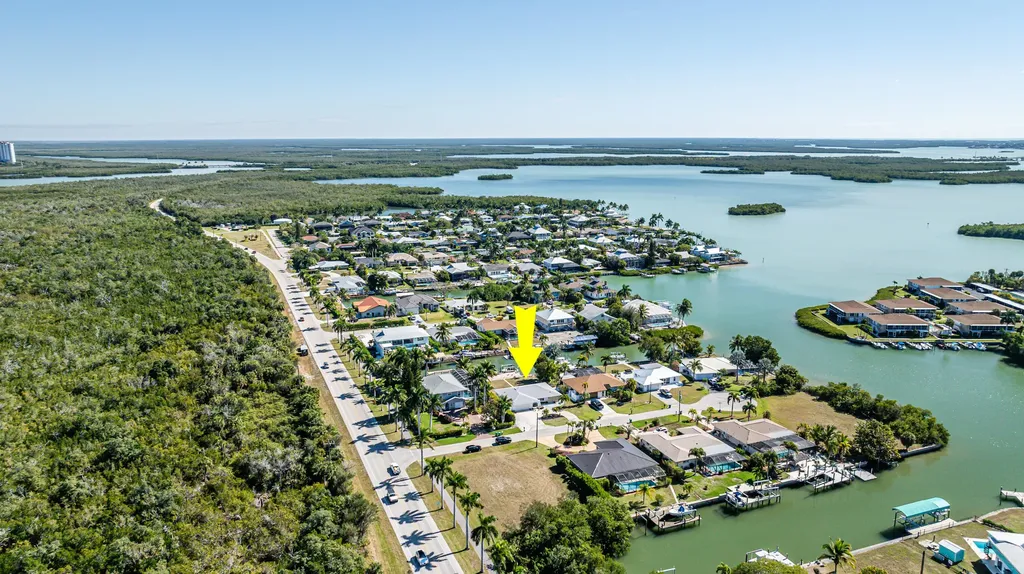 403 Grenada Avenue Naples FL 34113