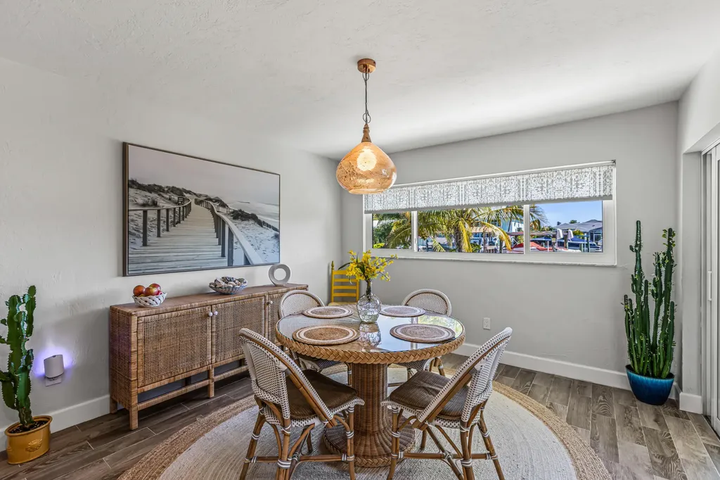 403 Grenada Avenue Naples FL 34113