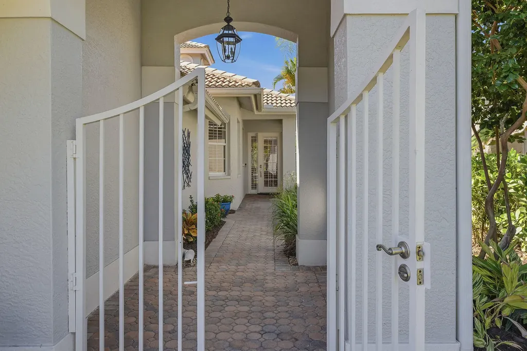 3842 Cotton Green Path Drive Naples FL 34114